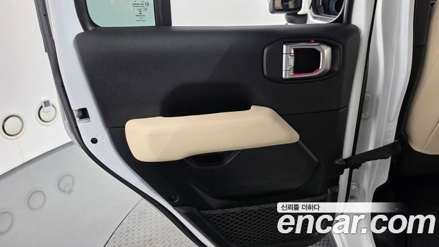 Jeep Wrangler (JL) 2.0 Overland Power Top 4Door 2022 — фото 25