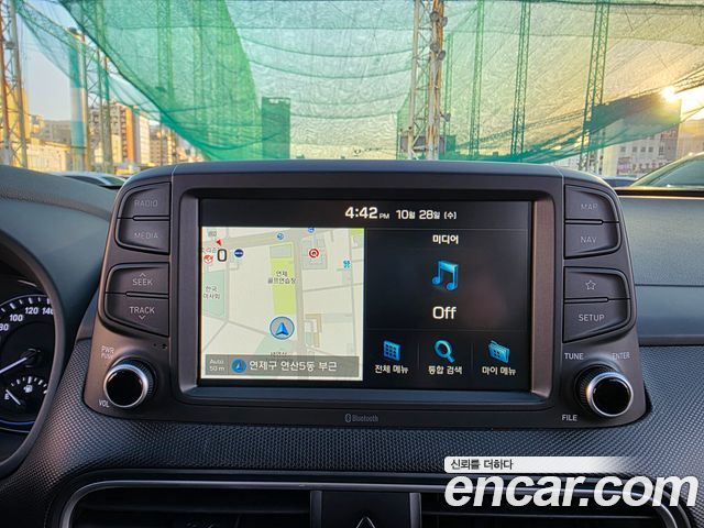 Hyundai Kona 1.6 Turbo 2WD Modern pop 2018 — фото 15