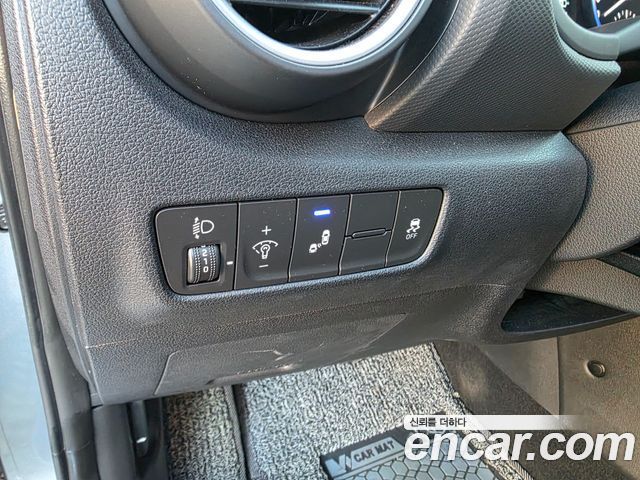 Hyundai Kona 1.6 Turbo 2WD Modern pop 2018 — фото 23