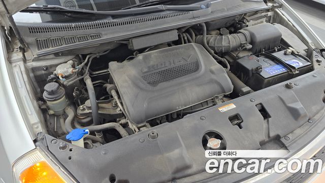 Kia Carnival R Grand Carnival GLX Premium 2012 — фото 6