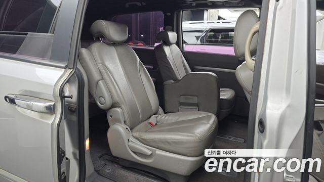 Kia Carnival R Grand Carnival GLX Premium 2012 — фото 12
