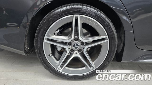 Mercedes-Benz CLS-Class (C257) CLS300d AMG Line 2019 — фото 5
