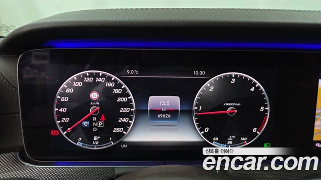 Mercedes-Benz CLS-Class (C257) CLS300d AMG Line 2019 — фото 8
