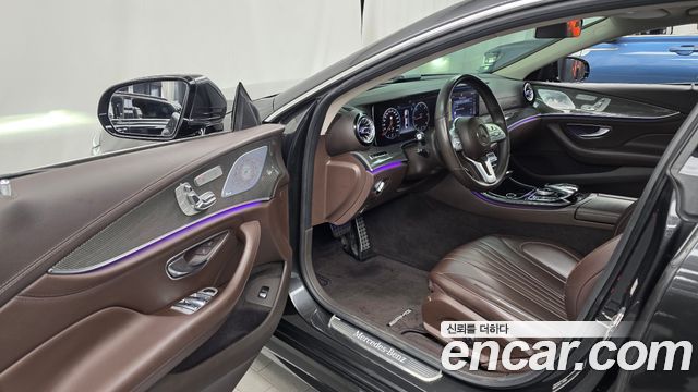 Mercedes-Benz CLS-Class (C257) CLS300d AMG Line 2019 — фото 10