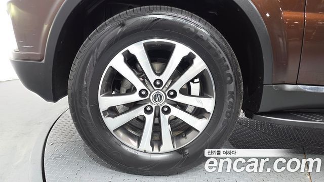 KG Mobility (SsangYong) Rexton W 2.0 4WD RX7 Luxury 2014 — фото 5