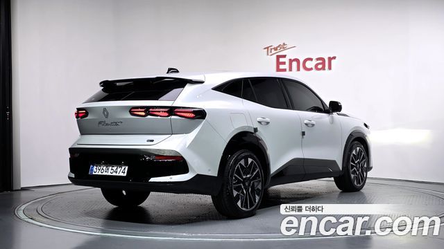 Renault Korea Filante 1.5 E-Tech Iconic 2WD 2027 — фото 2