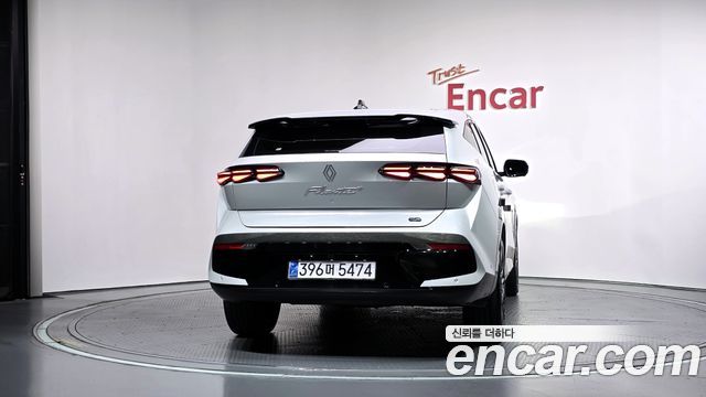 Renault Korea Filante 1.5 E-Tech Iconic 2WD 2027 — фото 4