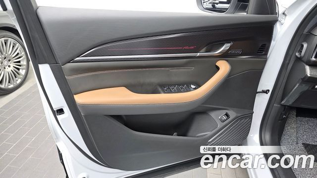 Renault Korea Filante 1.5 E-Tech Iconic 2WD 2027 — фото 24