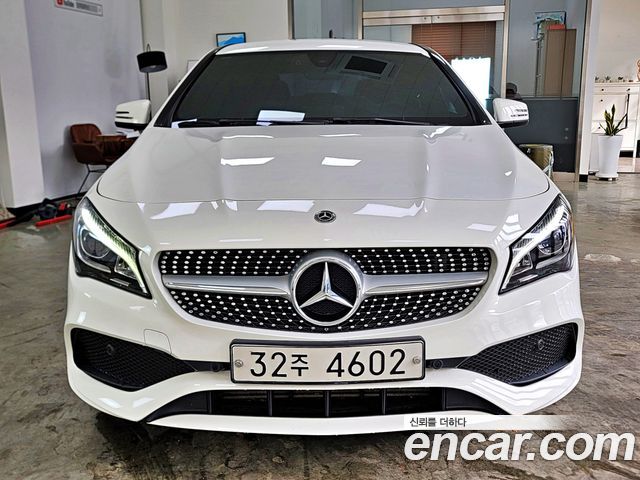 Mercedes-Benz CLA-Class (C117) CLA220 AMG Line 2018 — фото 3