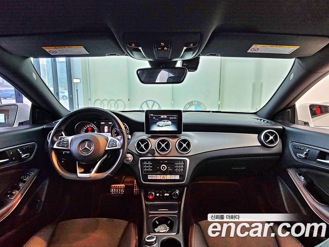 Mercedes-Benz CLA-Class (C117) CLA220 AMG Line 2018 — фото 7