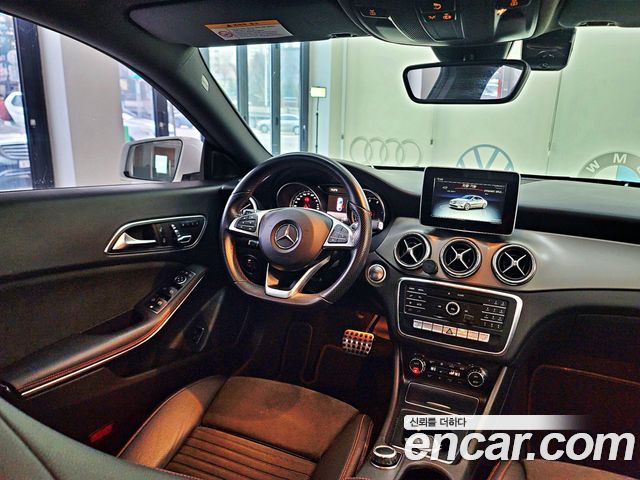 Mercedes-Benz CLA-Class (C117) CLA220 AMG Line 2018 — фото 15
