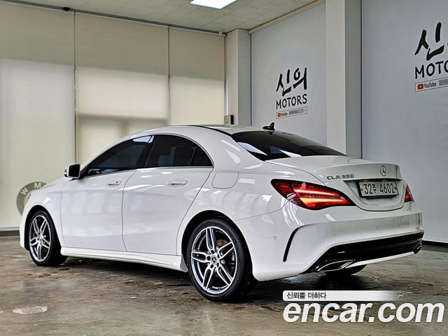 Mercedes-Benz CLA-Class (C117) CLA220 AMG Line 2018 — фото 17