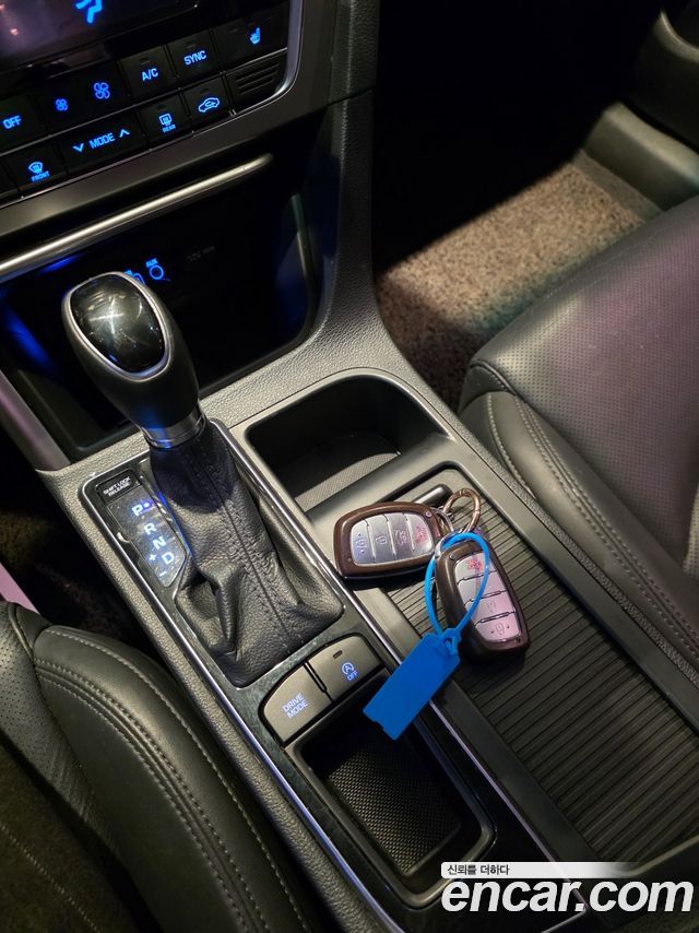 Hyundai Sonata (LF) 1.7 Diesel Smart 2016 — фото 10