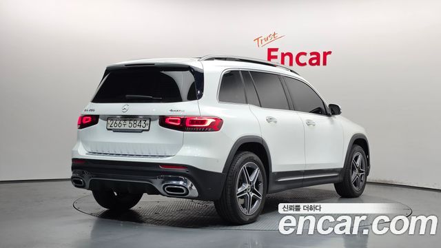 Mercedes-Benz GLB-Class (X247) GLB250 4MATIC 2021 — фото 2