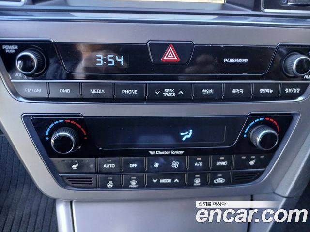 Hyundai Sonata (LF) LPI Premium Special 2015 — фото 18