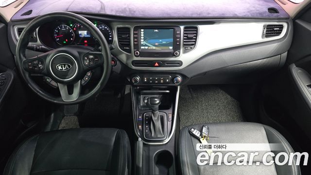 Kia Carens 2.0 LPI Prestige 2018 — фото 7