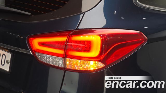 Kia Carens 2.0 LPI Prestige 2018 — фото 23