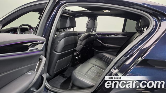 BMW 5 Series (G30) 530e M Sport 2021 — фото 11