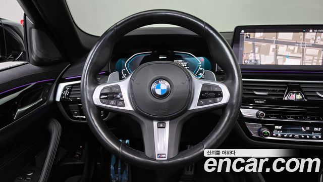 BMW 5 Series (G30) 530e M Sport 2021 — фото 13