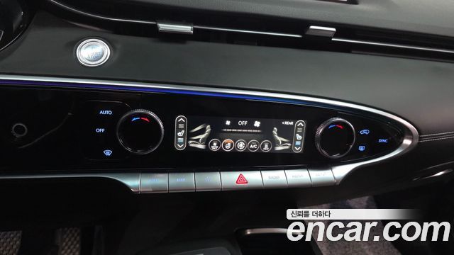 Genesis Electrified (GV70) e-AWD 2022 — фото 18