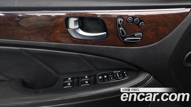 Hyundai Equus (New) VS380 Modern 2015 — фото 17