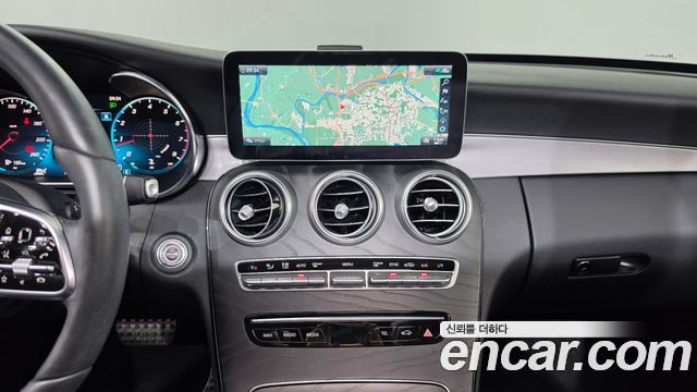Mercedes-Benz C-Class (W205) C200 AMG Line 2021 — фото 12