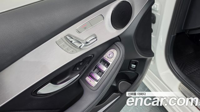 Mercedes-Benz C-Class (W205) C200 AMG Line 2021 — фото 28