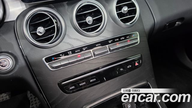 Mercedes-Benz C-Class (W205) C200 AMG Line 2021 — фото 31