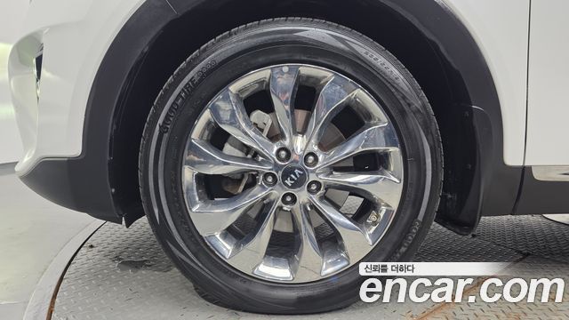 Kia Sorento Diesel 2.2 2WD Noblesse Special 2019 — фото 5