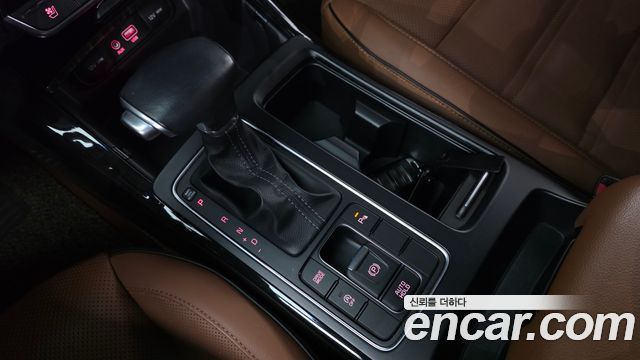 Kia Sorento Diesel 2.2 2WD Noblesse Special 2019 — фото 9