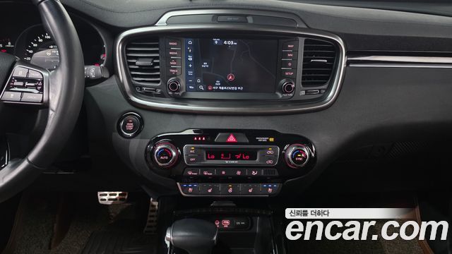 Kia Sorento Diesel 2.2 2WD Noblesse Special 2019 — фото 17