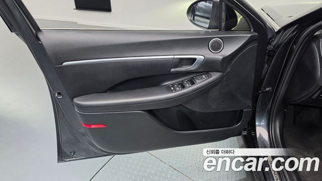 Hyundai Sonata (DN8) 2.0 Premium Family 2021 — фото 30