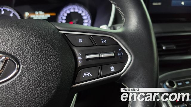Hyundai Santa Fe Diesel 2.2 2WD Prestige 2022 — фото 15