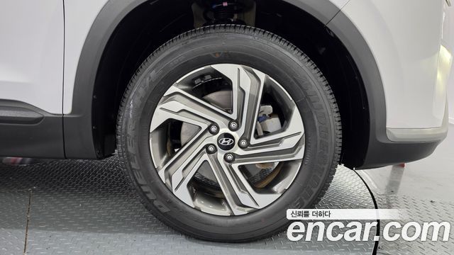 Hyundai Santa Fe Diesel 2.2 2WD Prestige 2022 — фото 21