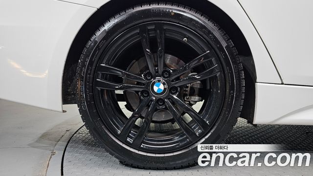 BMW 3 Series (F30) 320i M Sport 2018 — фото 5