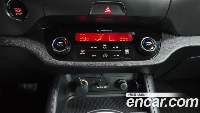 Kia Sportage R Diesel 2WD Limited 2013 — фото 18