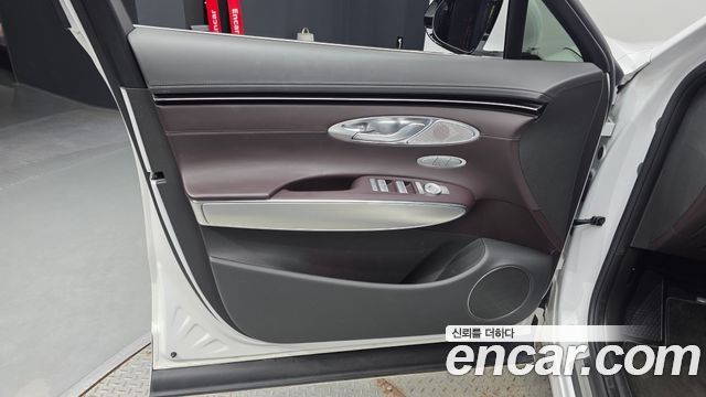 Genesis GV70 2.2 Diesel AWD 2021 — фото 24