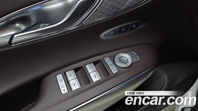Genesis GV70 2.2 Diesel AWD 2021 — фото 28