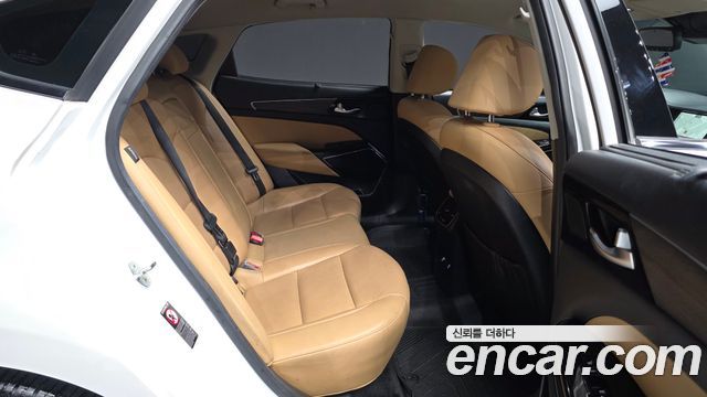 Kia K7 Premier Hybrid Noblesse 2020 — фото 12