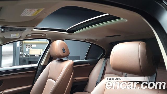 BMW 5 Series (F10) 520d xDrive M Aero Dynamic 2016 — фото 18