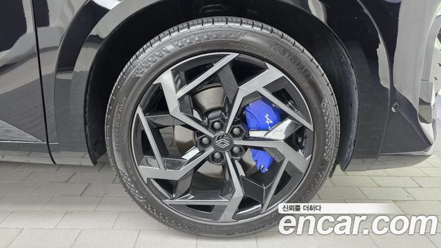 Renault Korea Filante 1.5 E-Tech Esprit Alpine 2WD 2027 — фото 21