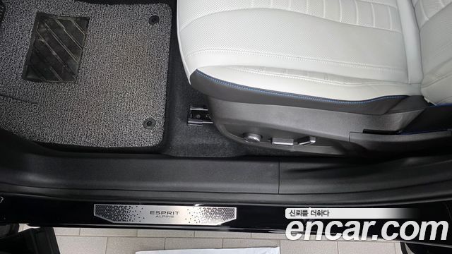 Renault Korea Filante 1.5 E-Tech Esprit Alpine 2WD 2027 — фото 31