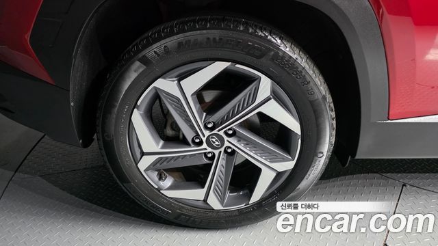 Hyundai Tucson (NX4) Gasoline 1.6 Turbo 2WD Inspiration 2021 — фото 5