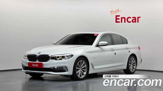 BMW 5 Series (G30) 520i Luxury