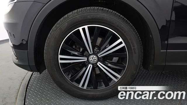 Volkswagen Tiguan (II) 2.0 TDI Prestige 2020 — фото 5