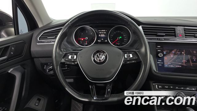 Volkswagen Tiguan (II) 2.0 TDI Prestige 2020 — фото 17