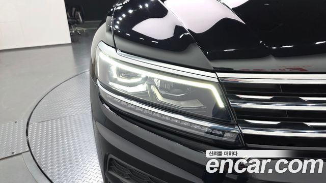 Volkswagen Tiguan (II) 2.0 TDI Prestige 2020 — фото 28