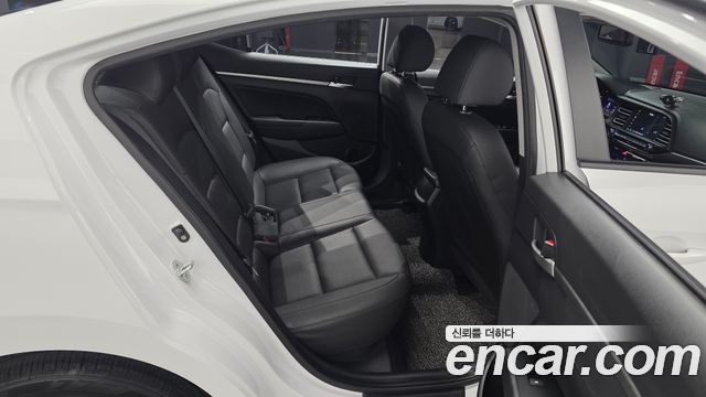 Hyundai Avante (AD) 1.6 Smart Choice 2020 — фото 12