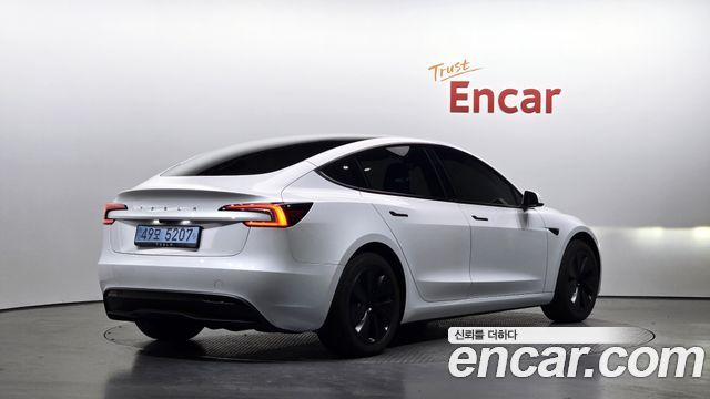 Tesla Model 3 RWD 2025 — фото 2