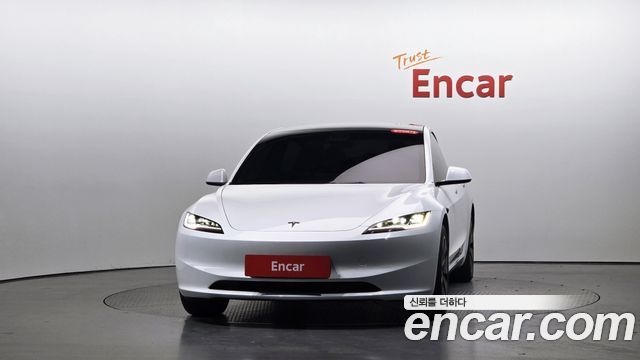 Tesla Model 3 RWD 2025 — фото 3